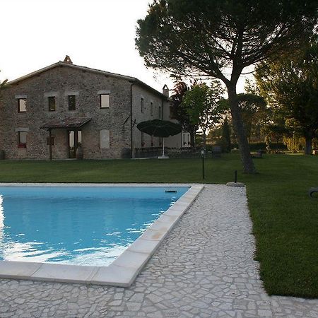 Entropia Ristorante Country House Todi Luaran gambar