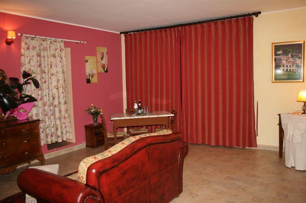 Entropia Ristorante Country House Todi Luaran gambar